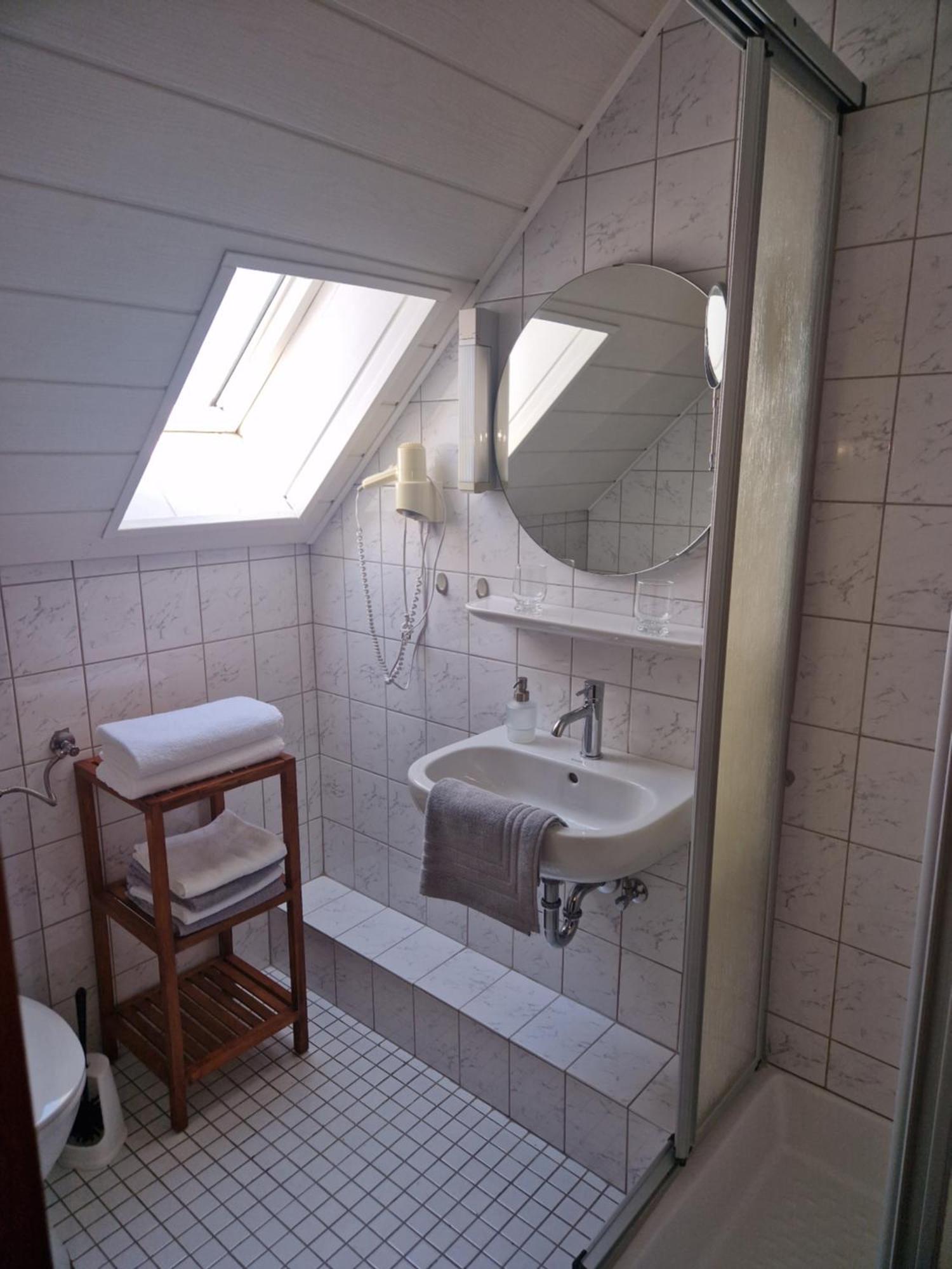 Gaestehaus "Am Weissen Stein" โคเคห์ม ภายนอก รูปภาพ