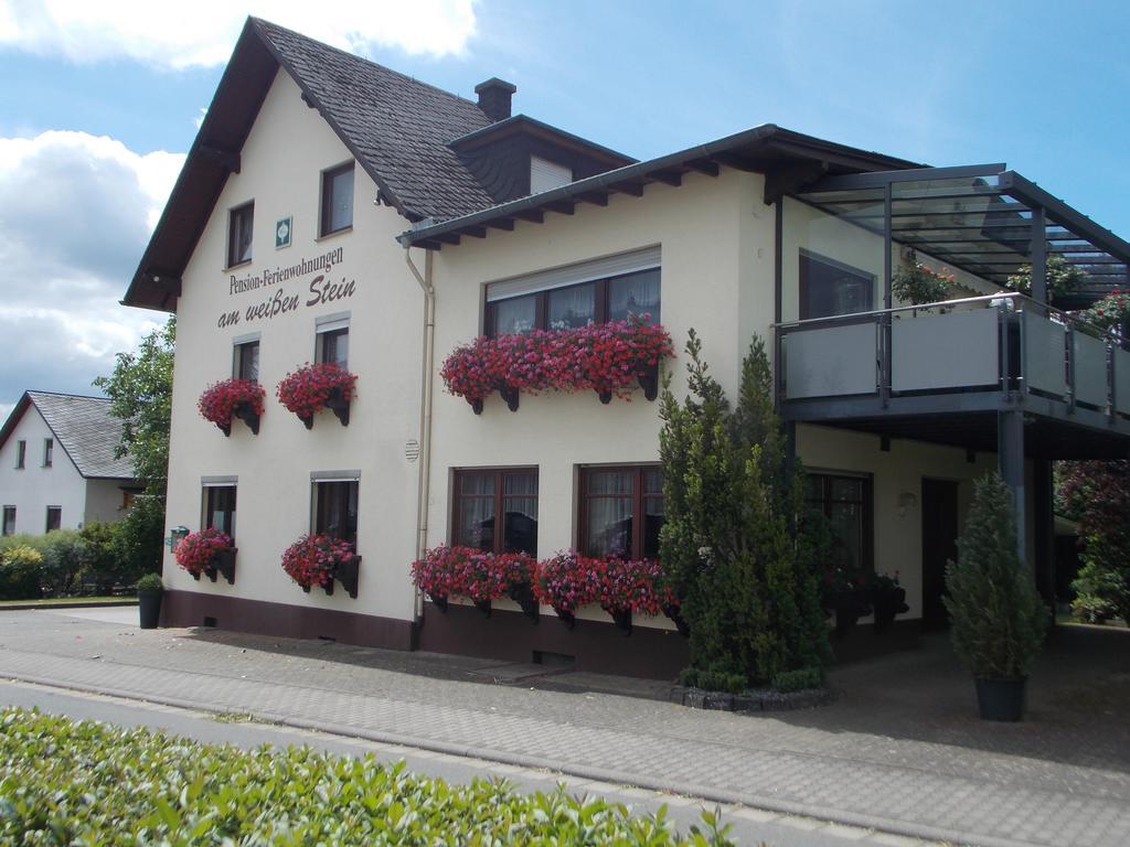 Gaestehaus "Am Weissen Stein" โคเคห์ม ภายนอก รูปภาพ